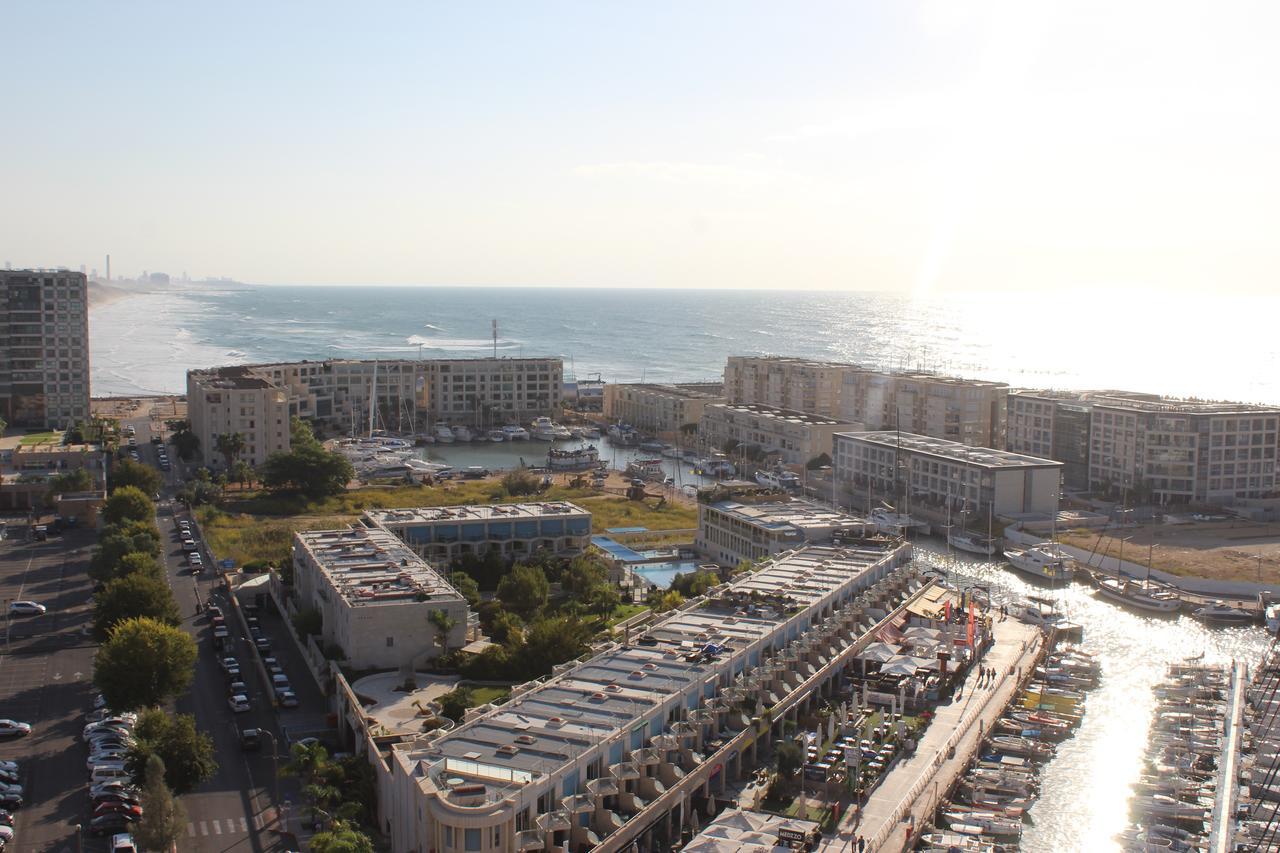 First Class Marina Herzlia Herzliya Exterior photo