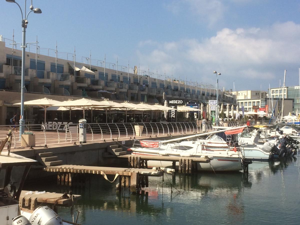 First Class Marina Herzlia Herzliya Exterior photo